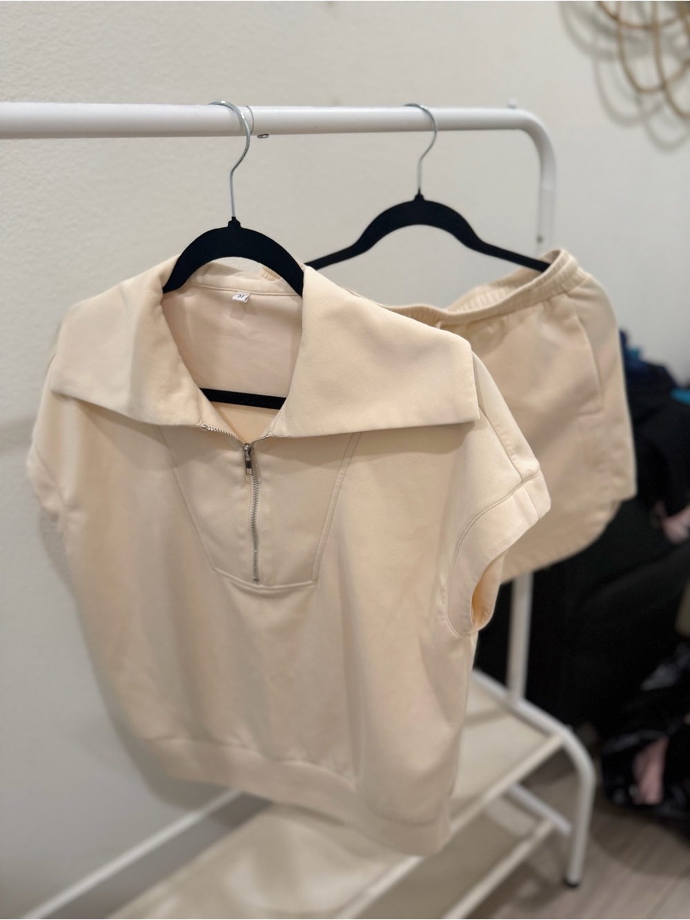 Women’s Cream Zip-Front Polo beige set